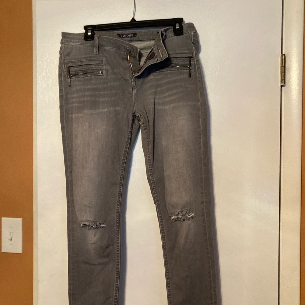 Vigoss Phillipa distressed skinny denim in washed black
